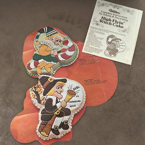 Wilton *VINTAGE* High Flyin' Witch Cake Bake & Decorate Party Pan - Picture 11 of 12